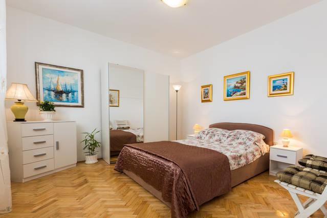 Apartment Masa Pirovac Bilik gambar