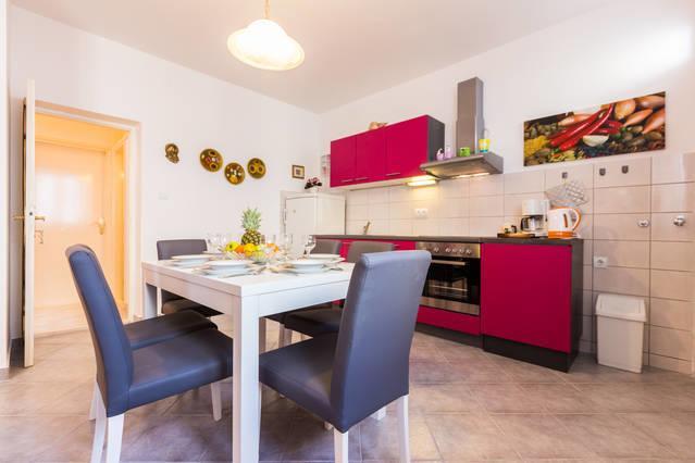 Apartment Masa Pirovac Bilik gambar