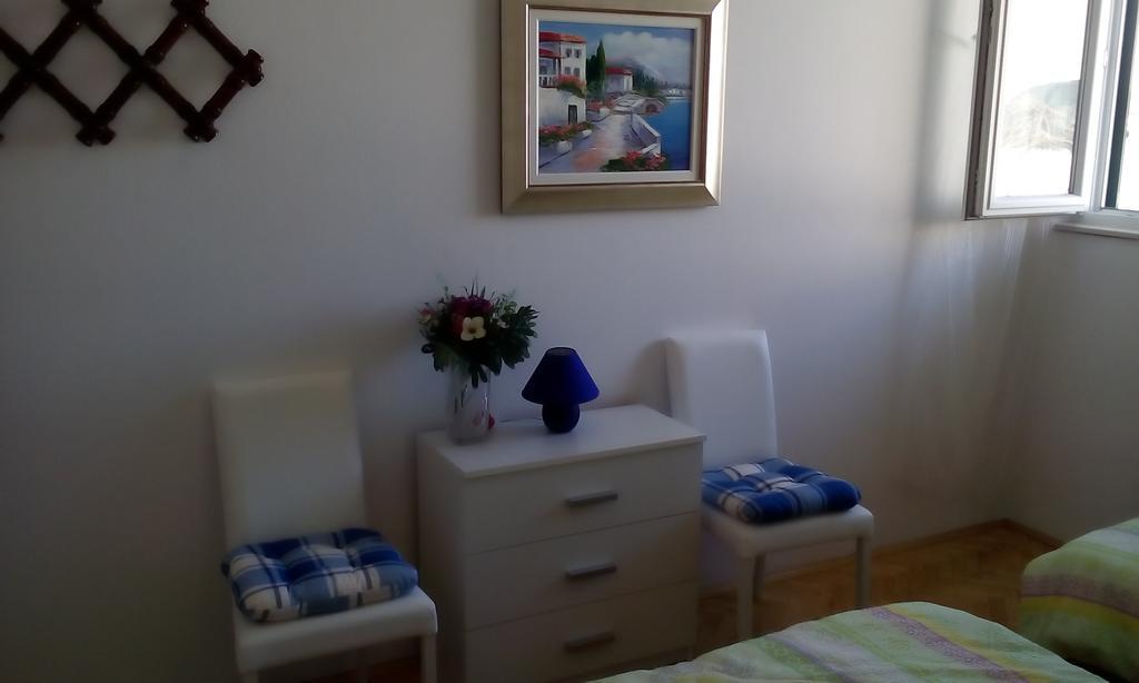 Apartment Masa Pirovac Luaran gambar